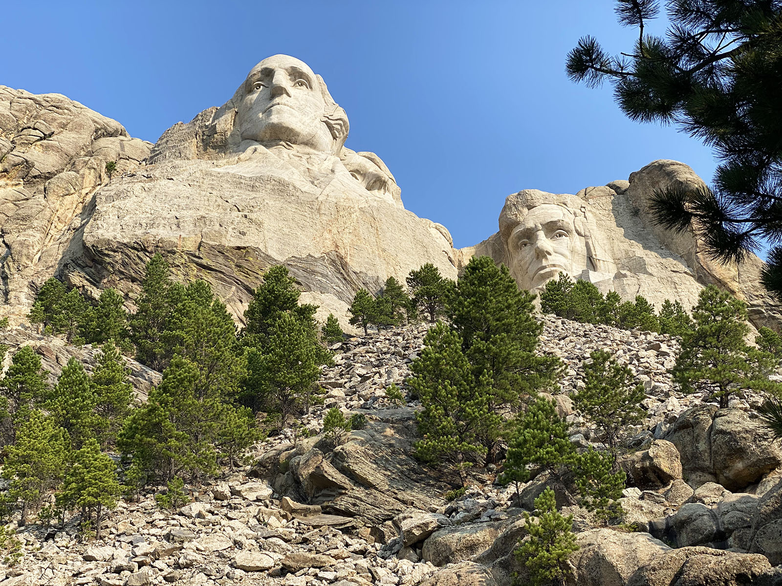 Presidential Trail, Mount Rushmore. Credit: Carolina Valenzuela