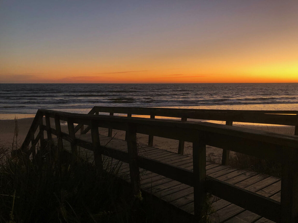 Sunset in Punta Colorada. Credit: Carolina Valenzuela