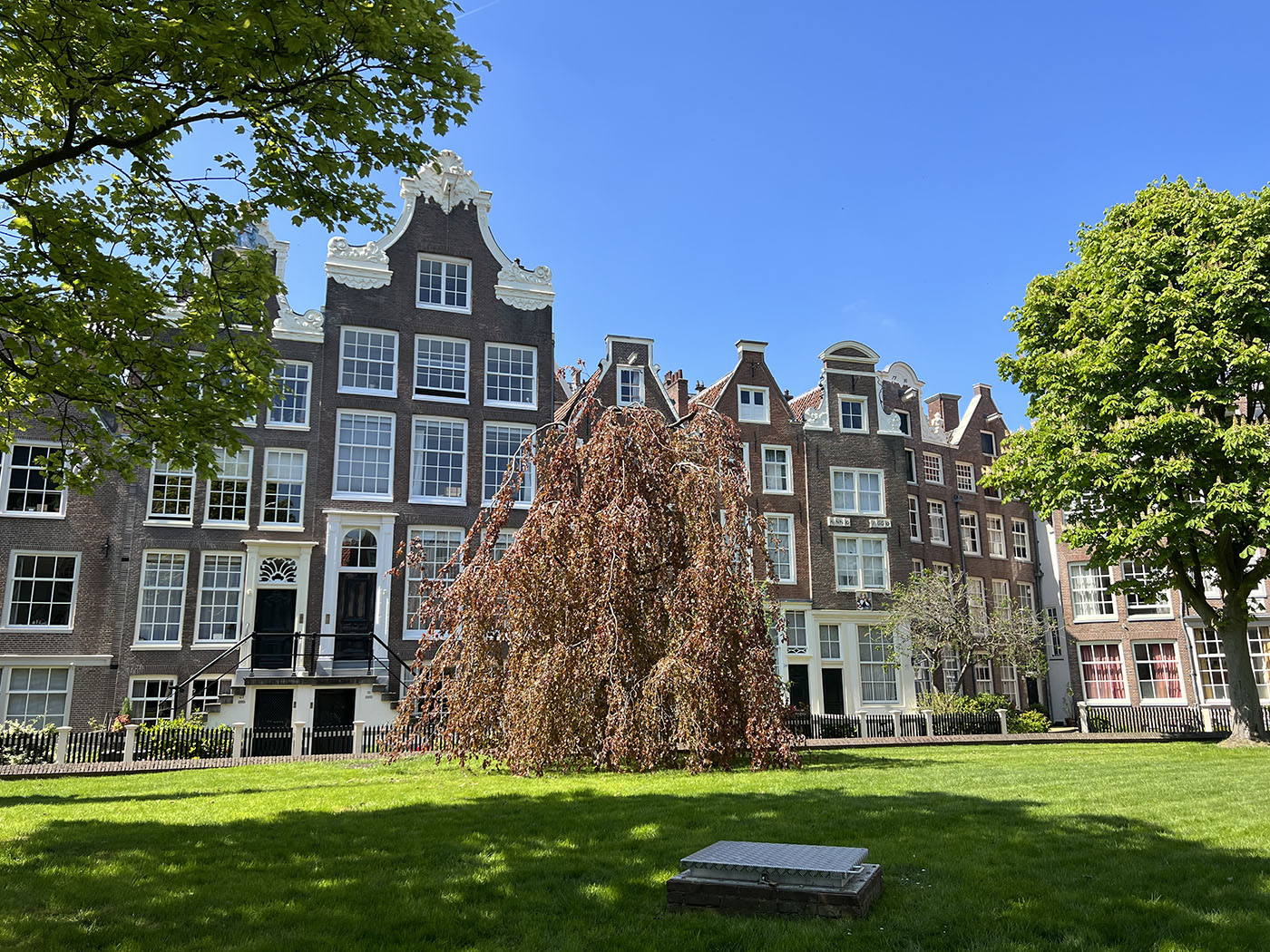 The Begijnhof. Amsterdam, Netherlands. Credit: Carolina Valenzuela