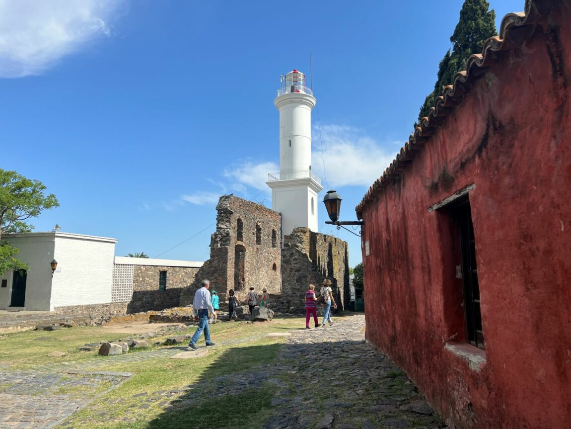 Lighthouse. Colonia del Sacramento, Uruguay. Credit: Carry on Caro