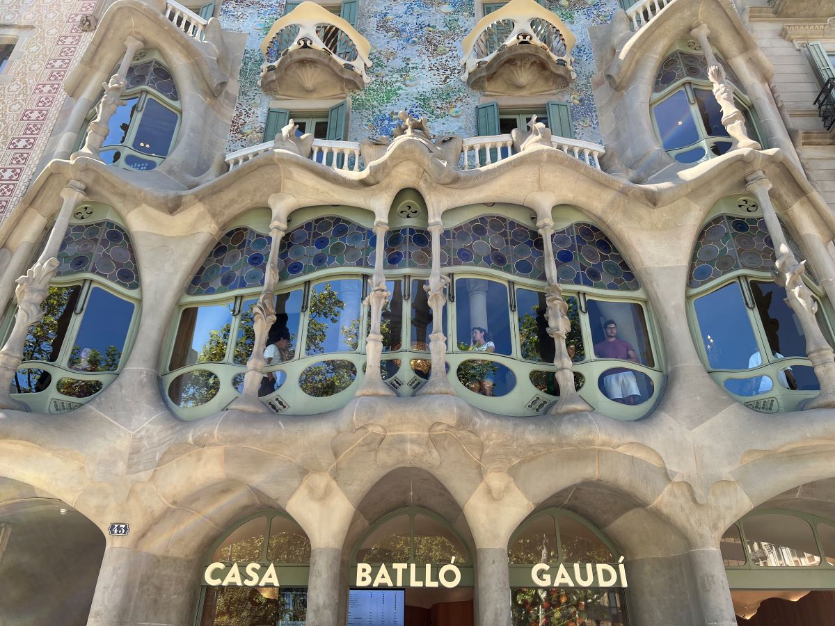 Casa Batlló. Barcelona, Spain. Credit: Carry on Caro
