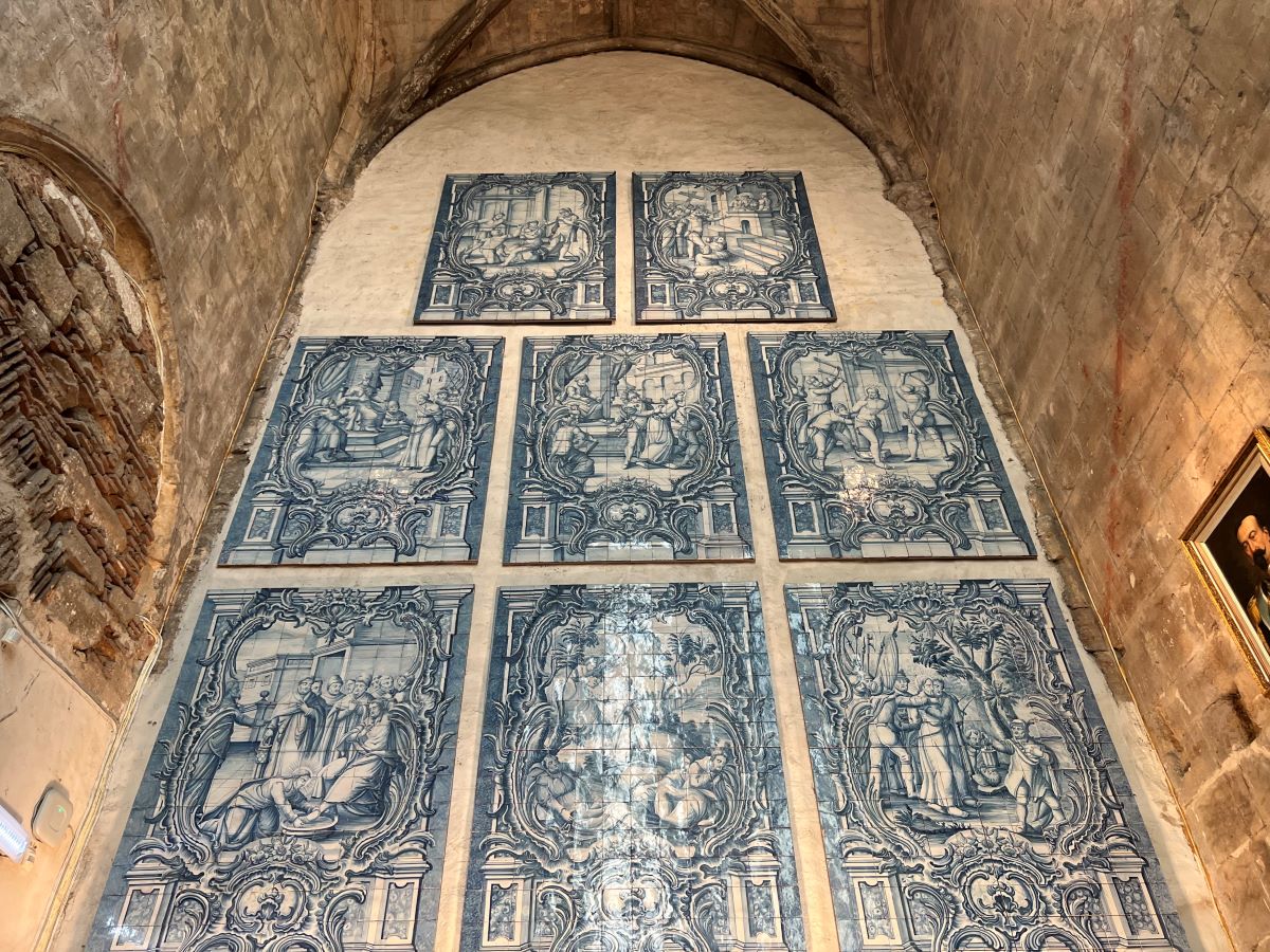 Convento do Carmo. Lisbon, Portugal. Credit: Carry on Caro