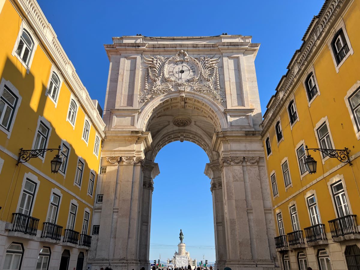 Arco da Rua Augusta. Lisbon, Portugal. Credit: Carry on Caro