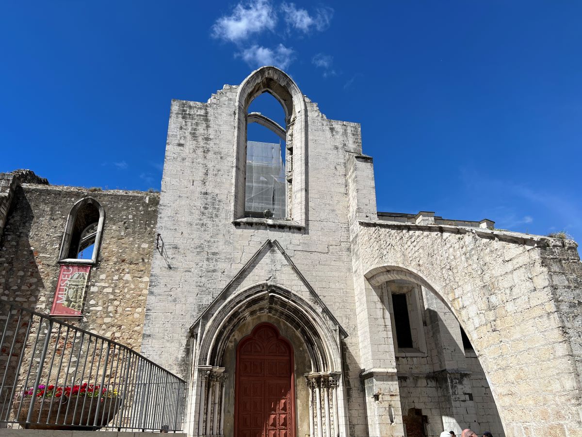 Convento do Carmo, Lisbon: What to do and see & tips