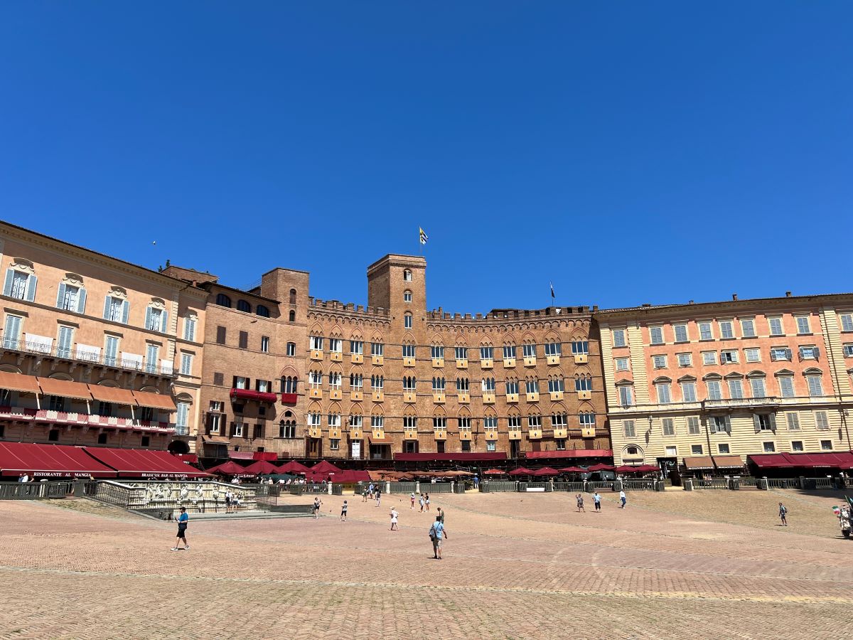Piazza del Campo. Siena, Italy. Credit: Carry on Caro