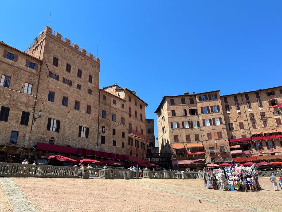 Piazza del Campo. Siena, Italy. Credit: Carry on Caro